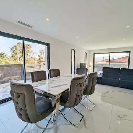 Villa Le Petit Dubai Saint-Jean-Lasseille