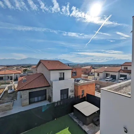 Villa Le Petit Dubai Saint-Jean-Lasseille