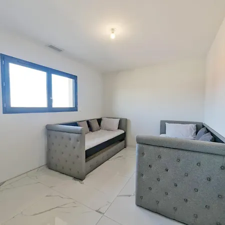 Villa Le Petit Dubai *